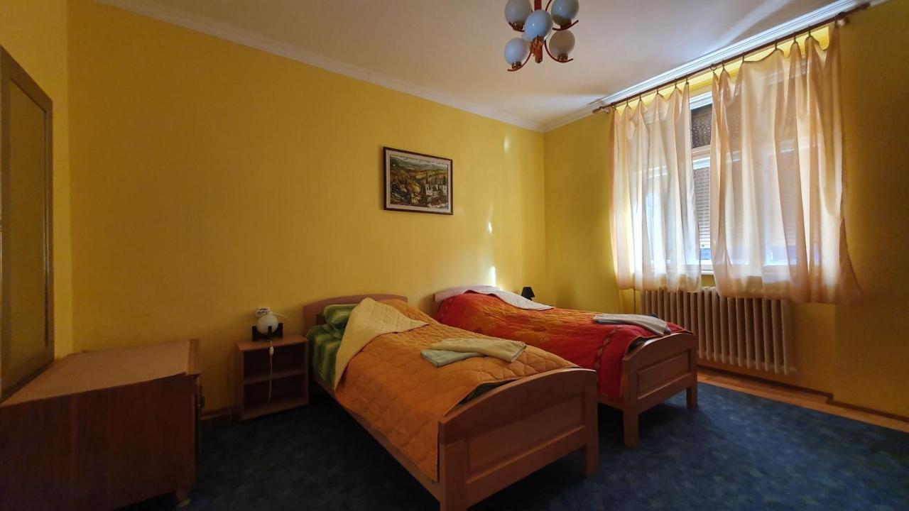 Apartment Roxana โนวีซาด ภายนอก รูปภาพ